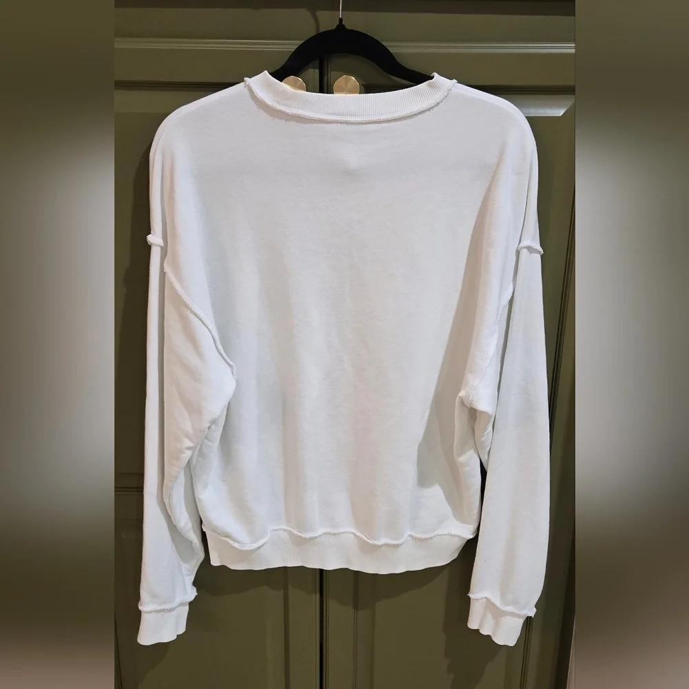 NWOT white Reebok sweatshirt - Picture 3 of 5